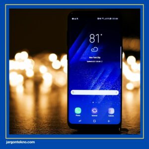 Perbandingan Samsung Galaxy dengan Oppo Reno 9Z.