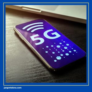 Oppo Reno 8 Pro sudah lengkap dengan konektivitas 5G.